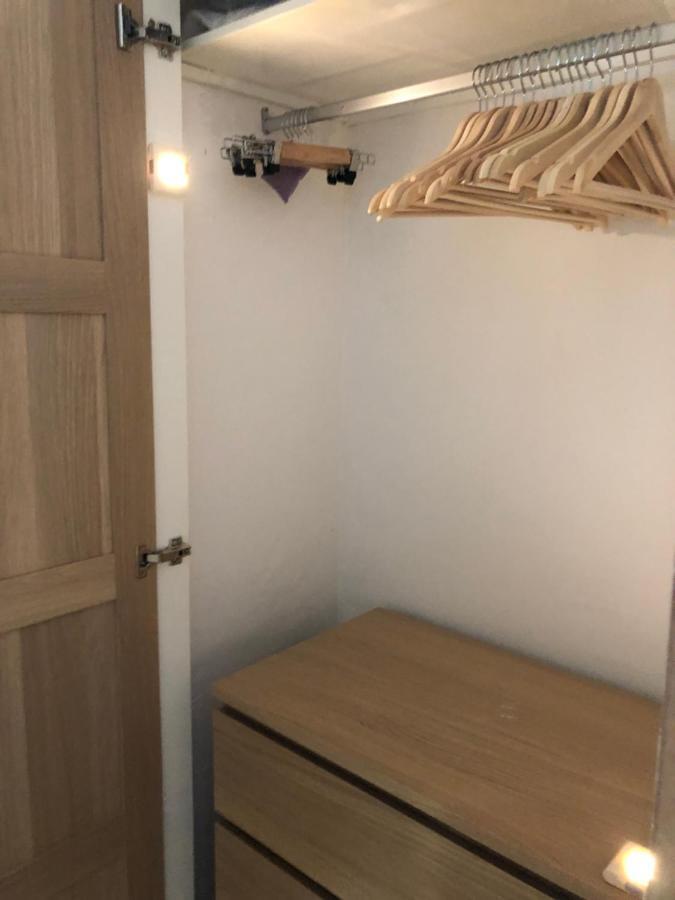 Apartamento Totalmente Reformado Con Piscina Y Jardines Al Lado De La Playa De La Carihuela Torremolinos Exterior foto
