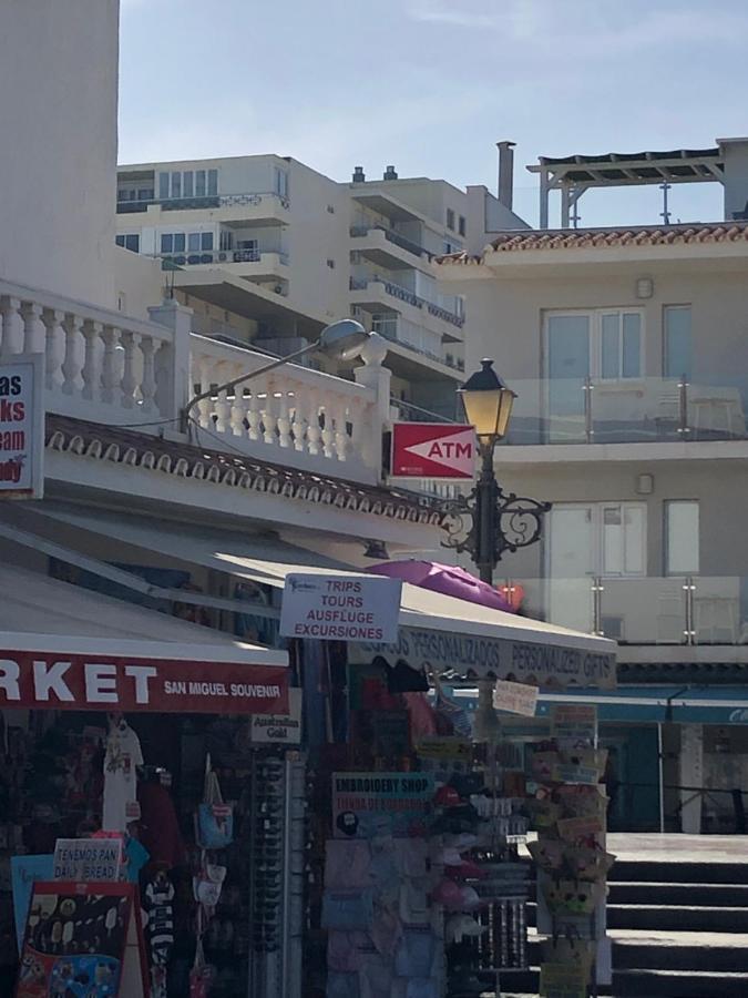 Apartamento Totalmente Reformado Con Piscina Y Jardines Al Lado De La Playa De La Carihuela Torremolinos Exterior foto