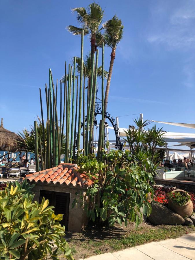 Apartamento Totalmente Reformado Con Piscina Y Jardines Al Lado De La Playa De La Carihuela Torremolinos Exterior foto